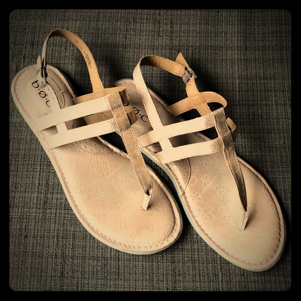 Gorgeous b.o.c. Born Concepts Light Gold T‑Strap Sandals